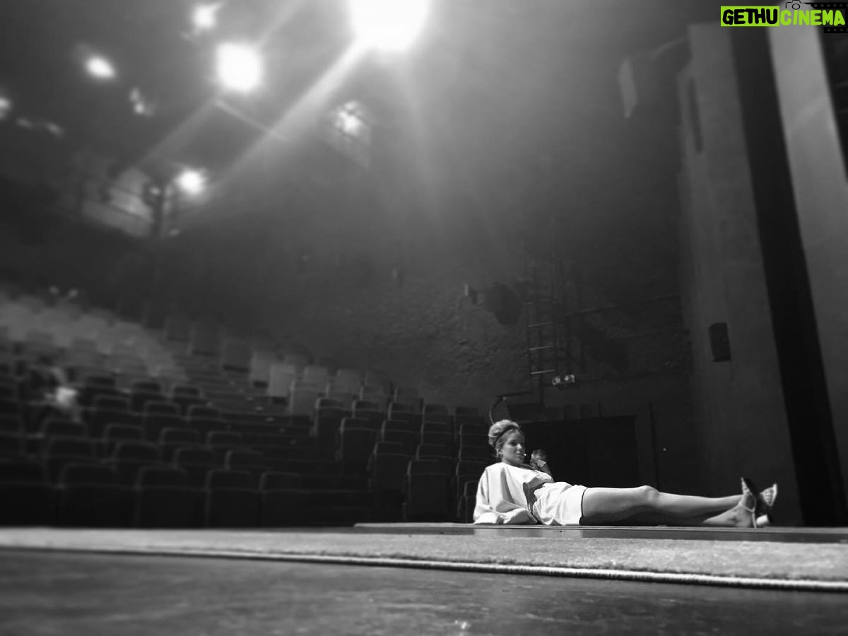 Zofia Domalik - 544 Likes - Po krótkiej przerwie wracamy ze spektaklem āMinetti. Portret artysty z czasów staroÅciā. Gramy dziÅ, jutro i pojutrze o 19:30 w @teatrpolonia. Zapraszamy ā¤ļø
zdj. @lukaszborkowski