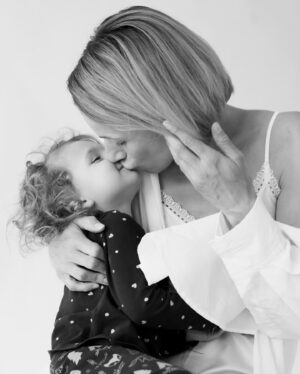 Zuzana Kanócz Instagram - A Sweetest Kiss 🦋