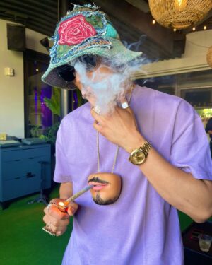doooo Instagram - 🤝 @quincy