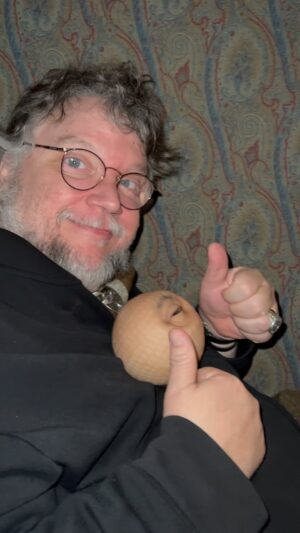 doooo Instagram - Huge arigato to Guillermo del Toro (@gdtreal )👁😊