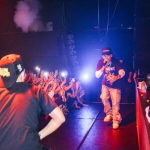 eyden Instagram - Yellow cheddar tour final🧀🧀

Big love 4 @clubharlem and y’all
