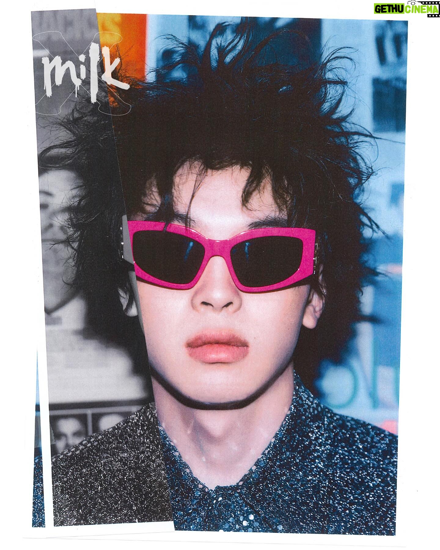 imase - 15.7K Likes - @milkxhk
Photography > @hungmc
Hair&Makeup > @mukai_daisuke
Styling > @roeeeeyy @yoooooyay
Wardrobe > @farfetch @kenzo @izumi.studio_