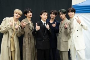 imase Instagram - CCMA2023で沢山のアーティストにご挨拶させて頂きました！！

パフォーマンスもめちゃくちゃかっこよくて、とても優しかったです！✌️

来年も出演できるよう頑張るぜいっ！💪

@txt_bighit @nct_dream @kissoflife_s2 @zb1official