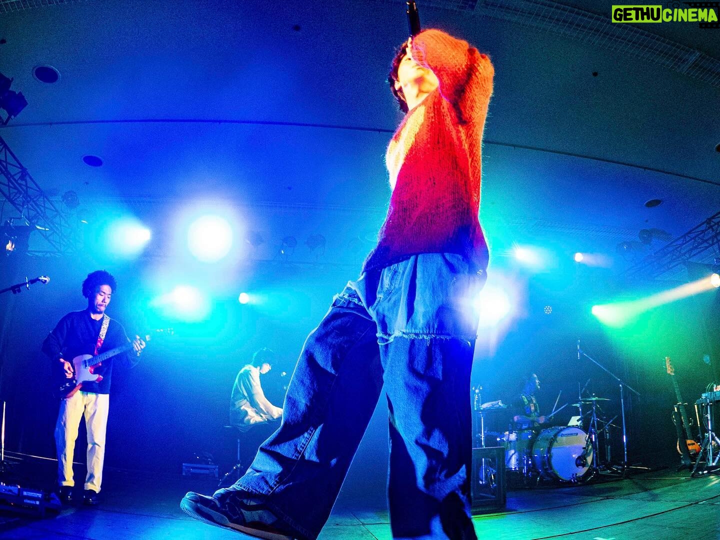 imase - 16K Likes - RADIO CRAZY 2023ありがとうございましたぁ〜!!!
今年は沢山大阪でライブが出来たなぁ〜!嬉しい!
来年は超レベルアップして戻ってきます!🔥2024年もよろしくねぇ〜!
2.3枚目は撮ってるのを撮られてる写真📸boboさんの顔のボキャブラが凄い
photo by @yuhashimoto_713