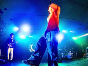 imase Instagram - RADIO CRAZY 2023ありがとうございましたぁ〜！！！
今年は沢山大阪でライブが出来たなぁ〜！嬉しい！
来年は超レベルアップして戻ってきます！🔥2024年もよろしくねぇ〜！

2.3枚目は撮ってるのを撮られてる写真📸boboさんの顔のボキャブラが凄い

photo by @yuhashimoto_713