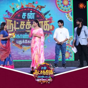 indhu chowdhary Instagram - Meena and Ram were all smiles 😁❤️

Stills from SUN NATCHATHIRA KONDATTAM - PUDUKKOTTAI.

#SunTV #SunNatchathiraKondattam #SNKPudukkottai #MeenaOnSunTV #SunDigital