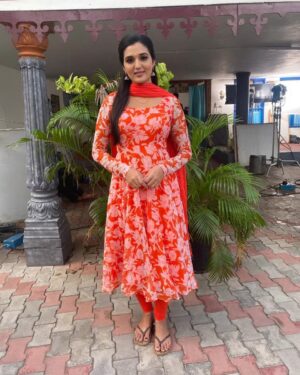 indhu chowdhary Instagram - Orange is the new black 🧡

Costume By : @erisecraft_boutique_rentals 
.
.
.
.
#indhuchowdary#tangerine#igers#potd#instadaily#instamood#bestpic#happy#selfie#instacool#orangeday#instafollow#webstagram#instastyle#instafollow#orangeisnewblack