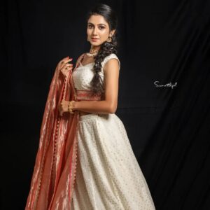nithya gowda Instagram - “I can accept failure. ... "🍂
MUA @art.istrybysamantha 
Jewelry @banglorebridaljewellery_ 
Costume @prathikshadesignhouse 
Photography @sumanthpxl