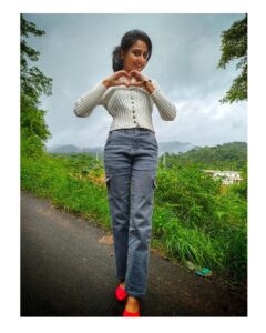 Actress nithya gowda HD Instagram Photos and Wallpapers August 2023