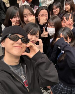 pH-1 Instagram - ლ(´ڡ`ლ)