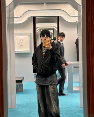 pH-1 Instagram - ლ(´ڡ`ლ)