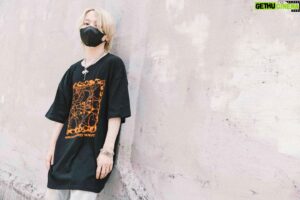 syudou Instagram - ツアーのグッズ情報出ました！今回も渾身の出来です。夏を感じる🔥