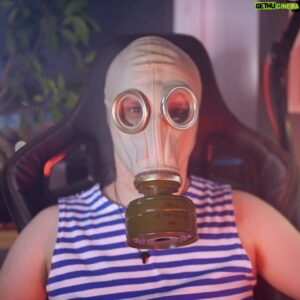 Игорь Линк Instagram - СЛЫШ, ВИРУС, А НУ ИДИ СЮДА ГОВНО СОБАЧЬЕ, РЕШИЛ КО МНЕ В СТРАНУ ЛЕЗТЬ? НУ ИДИ СЮДА, ПОПРОБУЙ МЕНЯ ТРАХНУТЬ! Я ТЕБЯ САМ ТРАХНУ УБЛЮДОК, БЕЛОК ЧЕРТОВ, БУДЬ ТЫ ПРОКЛЯТ! ИДИ ИДИОТ, ТРАХАТЬ ТЕБЯ И ВСЮ ТВОЮ КОРОНАВИРУСНУЮ СЕМЬЮ, ГОВНО СОБАЧЬЕ, ЖЛОБ ВОНЮЧИЙ, ДЕРЬМО, СУКА, ПАДЛА, ИДИ СЮДА МЕРЗАВЕЦ, НЕГОДЯЙ, ГАД, ИДИ СЮДА ТЫ, ГОВНО, ЖОПА!