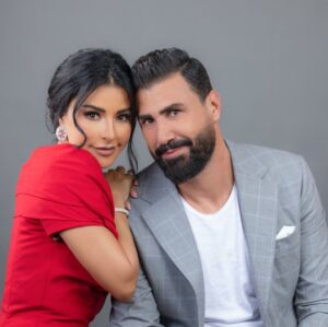 خالد القيش Instagram - الاثنين ١٠ مساءً مع الصديقة #ماغي_بو_غصن ببرنامج #بصراحة_مع

@maguyboughosn
Image and style director @eliomoussallem
Dressed by @maison.je