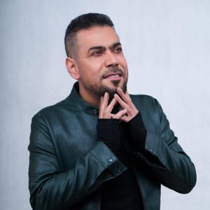 ‏Ahmed Al Maslawi Instagram - صرت ب اسمك اذا اسمع 
روحي مني احس تطلع 
جبت عمري انا اتقدم 
مثل الساعة ما ارجع