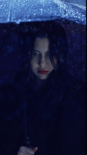 ‏Ahmed Al Maslawi Instagram - الي ماكو ب غلاتة
هوة عايش حياتة
واني عايش على ذكراه………..!