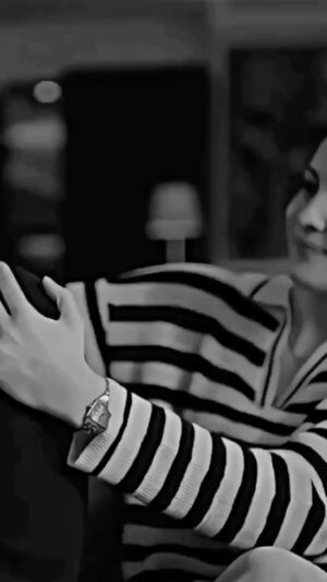 ‏Ahmed Al Maslawi Instagram - #لف_الكون_ماتلكه❤️💘