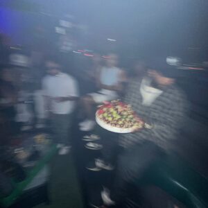 6LACK Instagram - standin on business hours