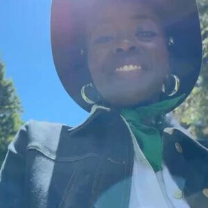 AJ Odudu Instagram - On a horse, your girl’s a natural! 🤠 A special cowgirl trip to Idaho. ✅✨