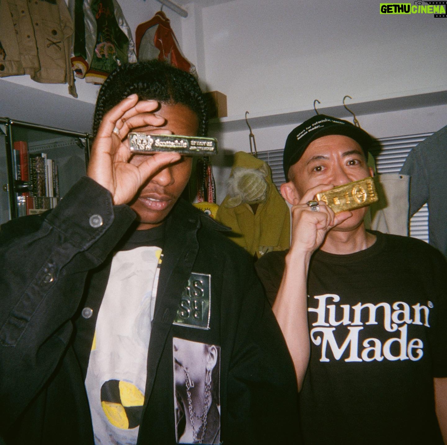 AWGE - 13.5K Likes - 🇯🇵