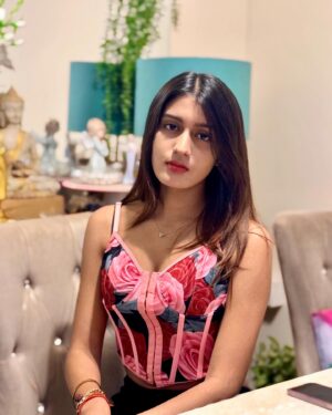 Aadhya Anand Instagram - Blurred lines☁️

#aadhyaanand #pink #fashionstyling