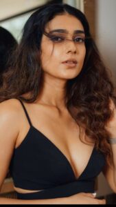 Actress Aakanksha Singh HD Photos and Wallpapers December 2024