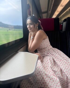 Aamna Sharif Instagram - A day in Bern 🎀