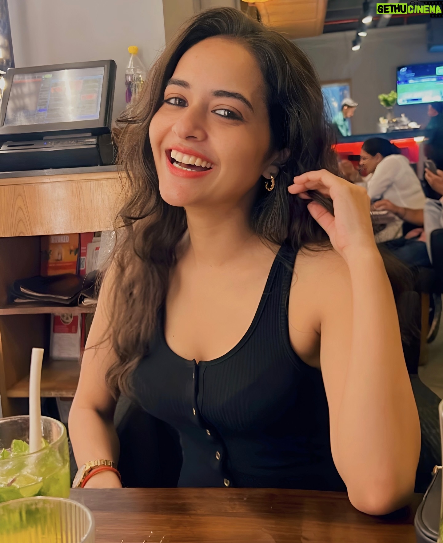 Aanchal Goswami - 2.1K Likes - 💓