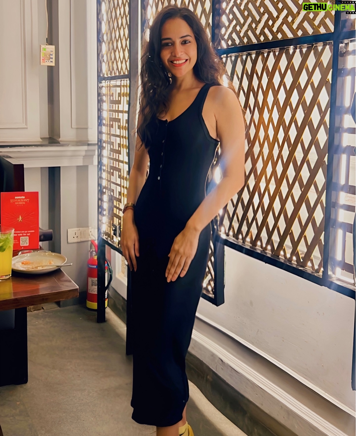 Aanchal Goswami - 2.1K Likes - 💓
