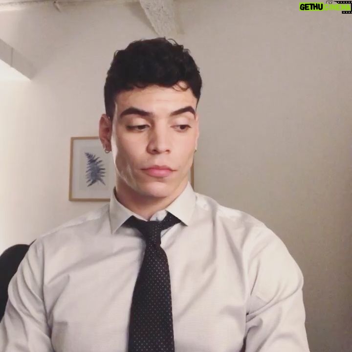 Aaron Dominguez - 5.9K Likes - Phases and different faces. Hereās your fresh Monday dump from yours truly.