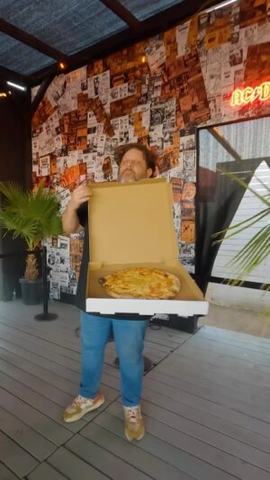 Aaron May Instagram - All pies no lows… until you’re 6 ft under