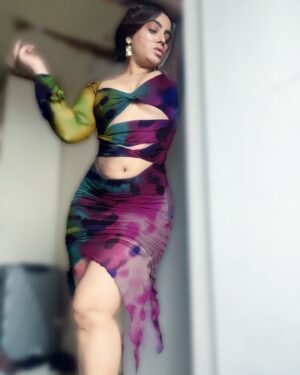 Aasma Sayed Instagram - Colorful collab 

#❤️ #🩷 #💙 #🖤 #🤍

#recent #random #iphonephotography