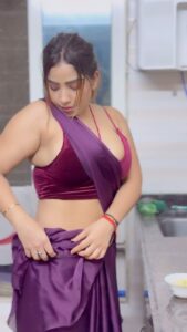 Actress Aayushi Jaiswal HD Instagram Photos and Wallpapers August 2024
