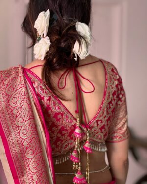 Abha Paul Instagram - Pink or Red ? 😁