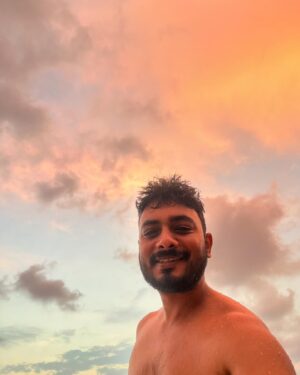 Abhay Jodhpurkar Instagram - 🌅 🌦️🌊☀️🐚✨