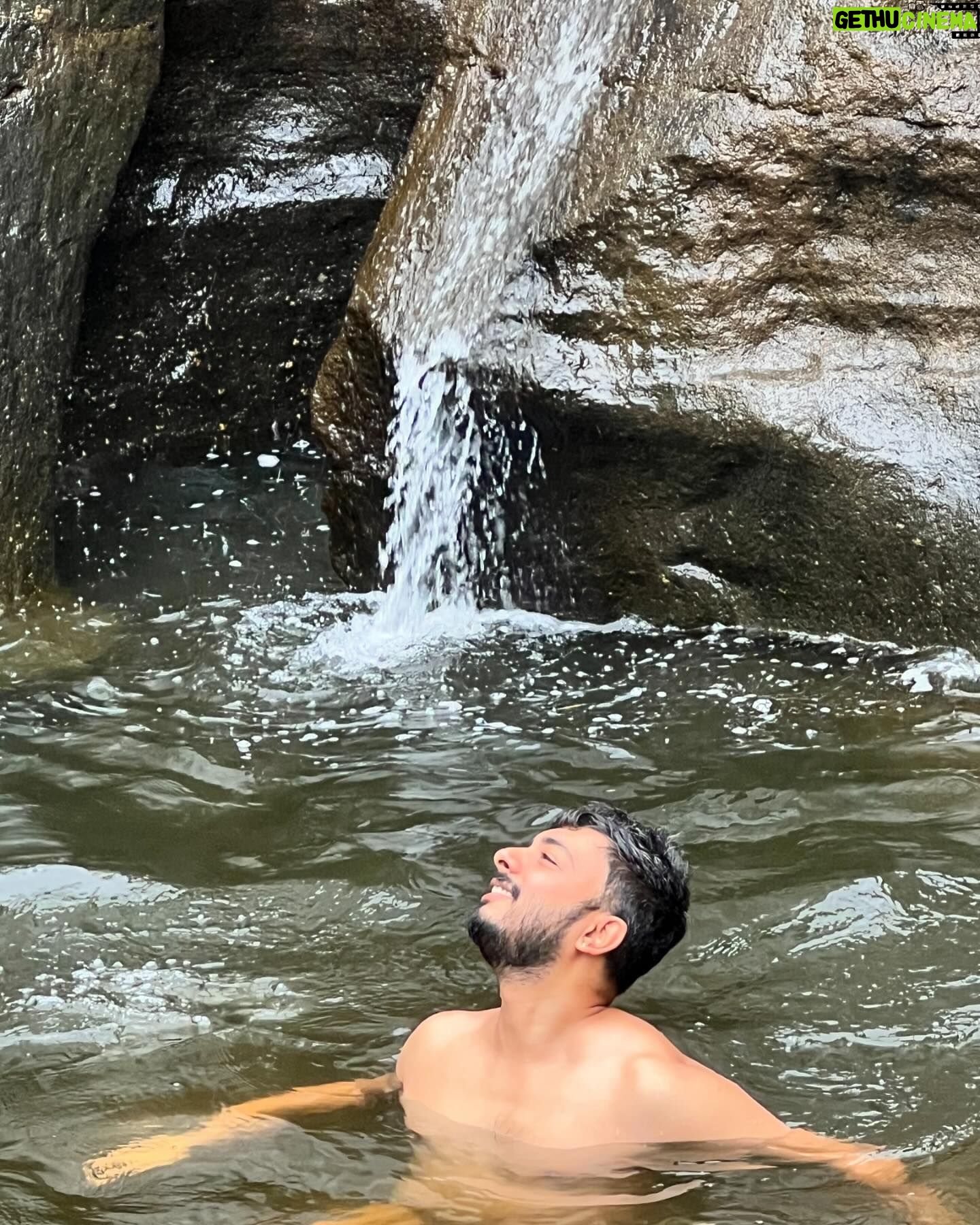 Abhay Jodhpurkar - 1K Likes - Into the wild! 🌳💦🦀🐸🪲🌱🌿🍀🍃🎒🩵💚
