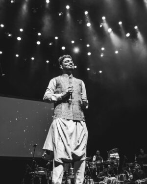 Abhay Jodhpurkar Instagram - Love and only Love! 💞✨

@ajayatulofficial @atul.ajayatul @parashareentertainments