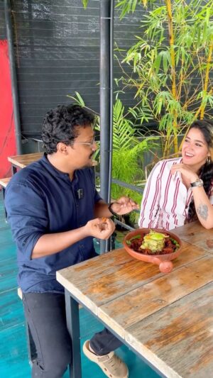 Abhirami Suresh Instagram - Believe me ! If you want a quick getaway from your busy life. Go spent some time @uutopianjournal 
It’s very Beautiful 😇 & Kadal Koot is a must must try 🤤
.
Follow @foodgasmic_foodie for more
.
#cafe #uutopia #beautiful #foodgasmicfoodie #kochi