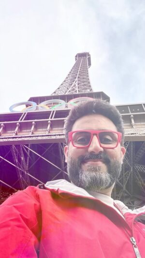Abhishek Bachchan Instagram - It was amazing to get to witness the #parisolympics2024 with my friends from #Omega. We’ve worked together for about 18 years and their attention to detail and timekeeping has always awed me. The energy in the entire city was palpable and especially in the stadiums. And then to have the honour of seeing our very own @neeraj____chopra was the icing on the cake. Seeing our beloved tricolour in the stadium was a moment of such pride!!! 
Felt like.…Paradise. 

@omega @raynald_08 @sum291hotmailcom