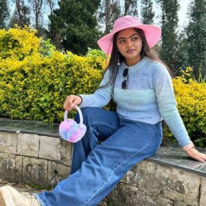 Abi Nakshathra Instagram - Be your own kind of beautiful...💝😘🥰

#beautiful #trending #trendingquotes #viral #viralquotes #newpost #selflove #lovequotes #loveyourself