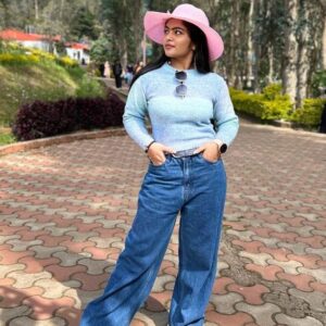 Abi Nakshathra Instagram - Be your own kind of beautiful...💝😘🥰

#beautiful #trending #trendingquotes #viral #viralquotes #newpost #selflove #lovequotes #loveyourself