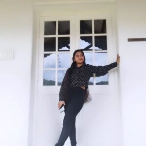 Abi Nakshathra Instagram - Kunoor diaries....❤️🥶😘😘

#trending #trendingreels #trendingpost #viral #viralpost #viralinstagram #pose #photoshoot #selflove