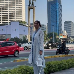 Acha Sinaga Instagram - August so far 🇮🇩
Slide 9 : cuma ada di Indonesia 🤭