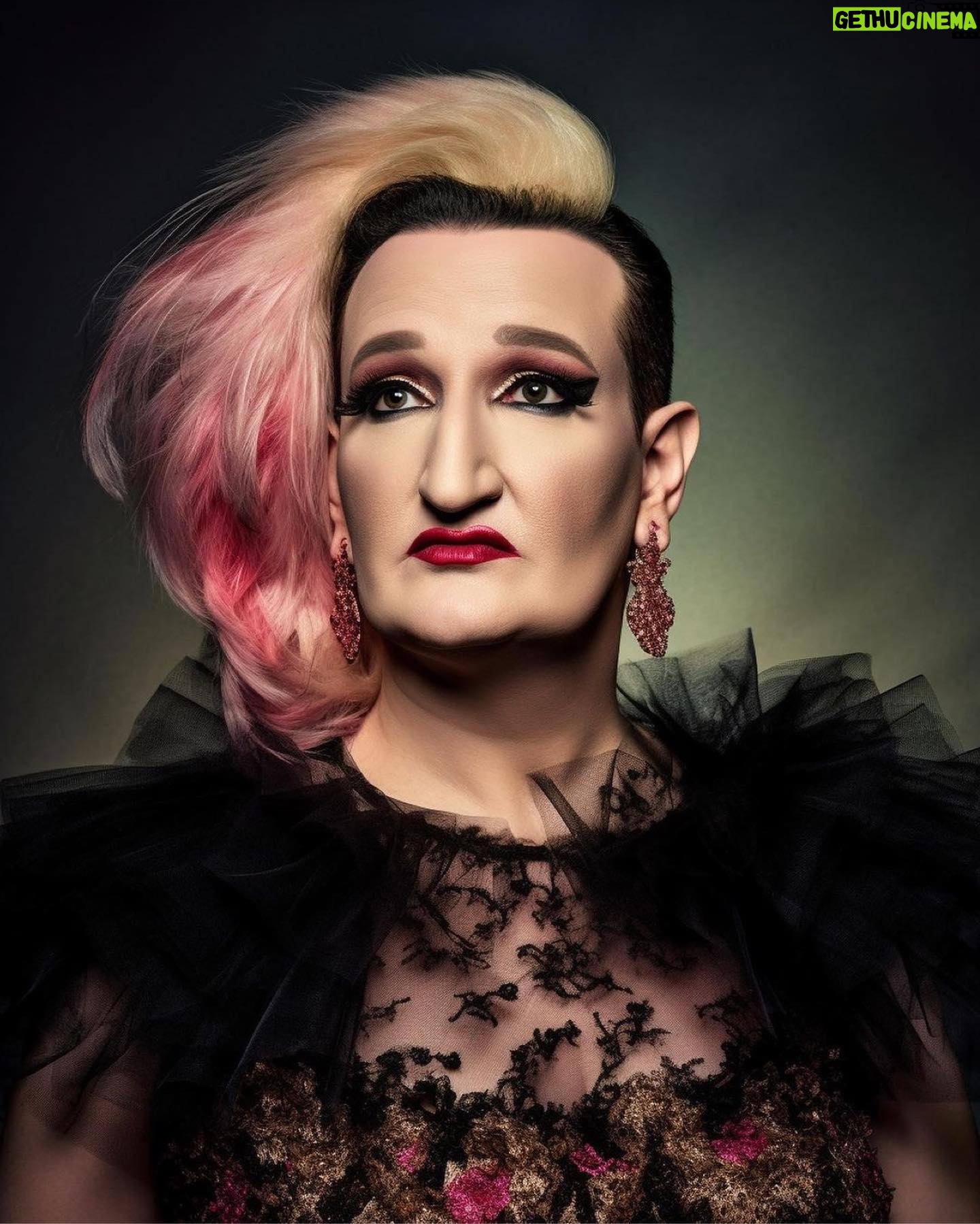 Acid Betty - 24.2K Likes - 🚨SPOILER ALERT🚨
Leaked cast of @rupaulsdragrace Season 16
•
🇺🇸Repost from @rupublicans
•
#RuPublicans
