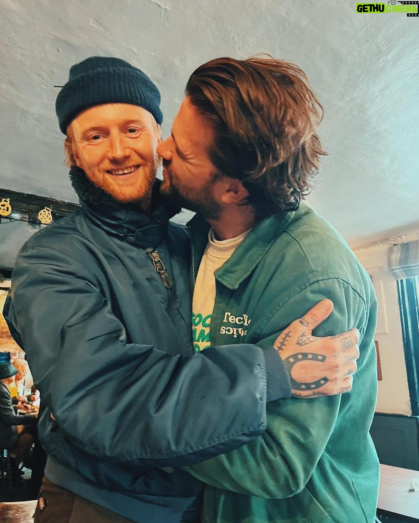 Adam Prendergast - 3.2K Likes - ILY @tomandlux 💚