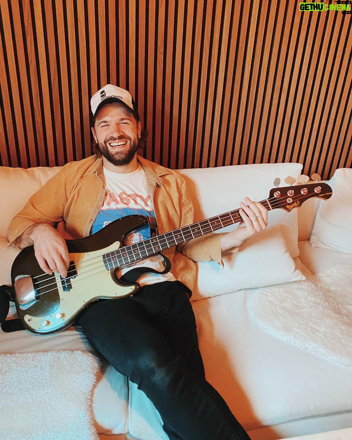 Adam Prendergast - 7.6K Likes - First met Dave 20 years ago when he played guitar in my brothers band. Ive always looked up to him as an amazing musician and lovely guy. Little did I know one day that he would hand craft my dream bass. Thank you for listening to my endless ramblings about what would make my ideal bass and leading the way with your unmatched knowledge of all that is vintage. If you love vintage instruments you will love all that is @regent7guitars. You need to see and play them to believe how incredible they are. This is just the beginning for you Dave and I’m so proud to own your first Low Tone. (swipe to see the genius at work)🖤
