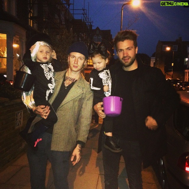 Adam Prendergast - 2.4K Likes - on a mission. @tomandlux