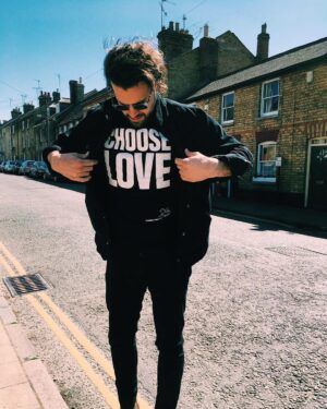 Adam Prendergast Instagram - @helprefugeesuk #chooselove