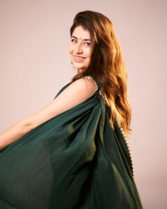 Actress Aditi Bhatia HD Instagram Photos and Wallpapers July 2024