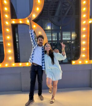 Aditi Dravid Instagram - Beta, Happy Birthday beta 😂🥂 Thankful for a friend like you! फक्त जरा, बरा वागत जा! म्हातारपणाच्या अनेक शुभेच्छा तुला! Byeiei! 
PS : Party de. Maaj karu nakos.